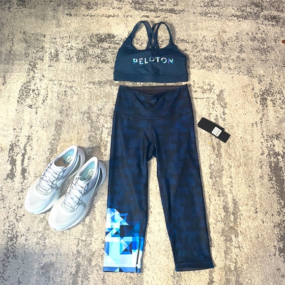 Peloton/ lululemon set NWT! - Picture 2 of 2